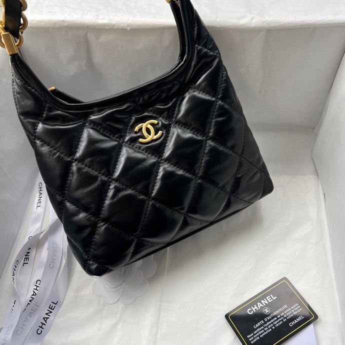 Ch**el hobo bags